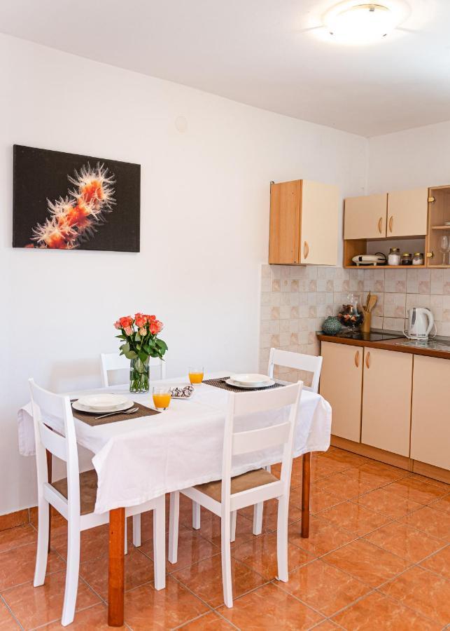 Korallion Apartment Sibenik Ngoại thất bức ảnh