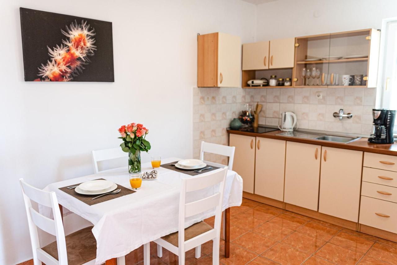 Korallion Apartment Sibenik Ngoại thất bức ảnh